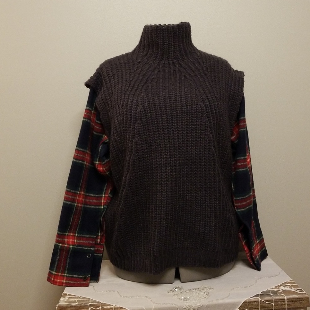 Main Strip Sweater Size L